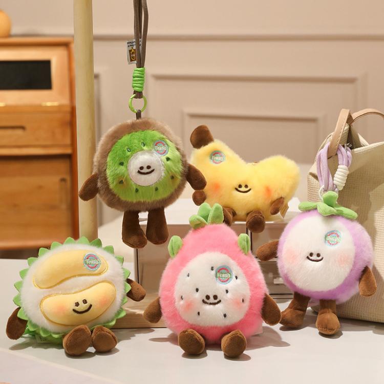 Juguete de peluche con colgante de fruta