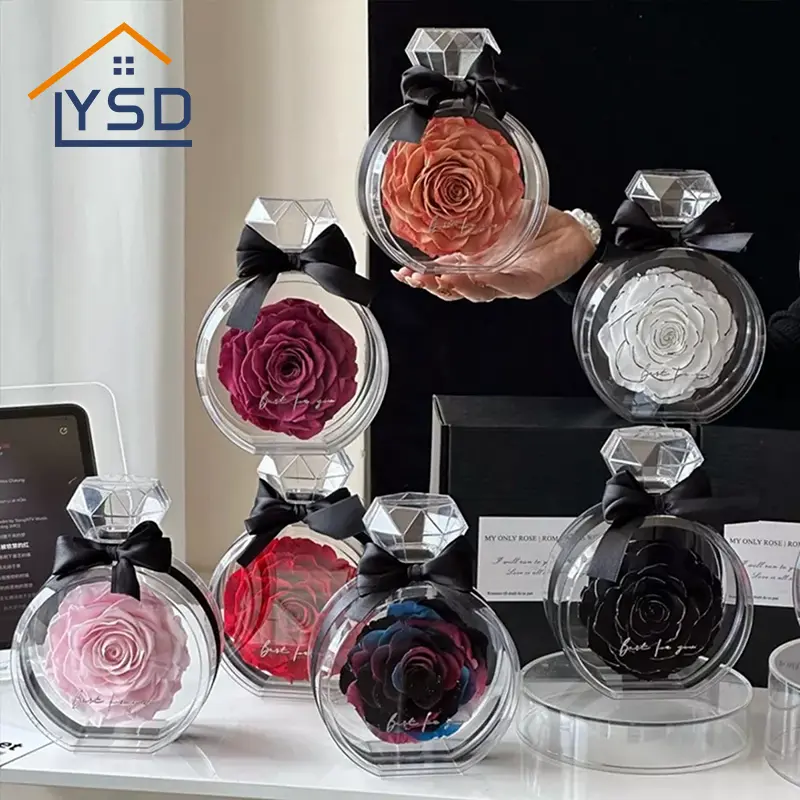 Botella de perfume de flores preservadas